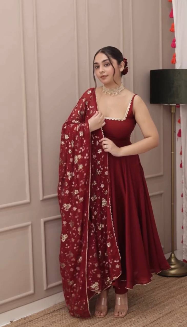 Elegant Embroidered Georgette Suit Set