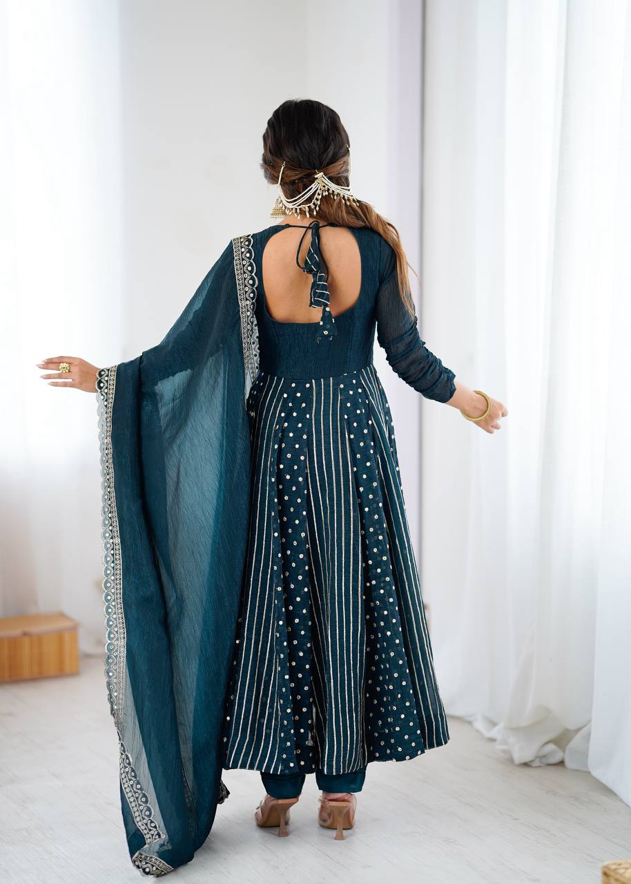 Anarkali Elegance: The Mint Reverie
