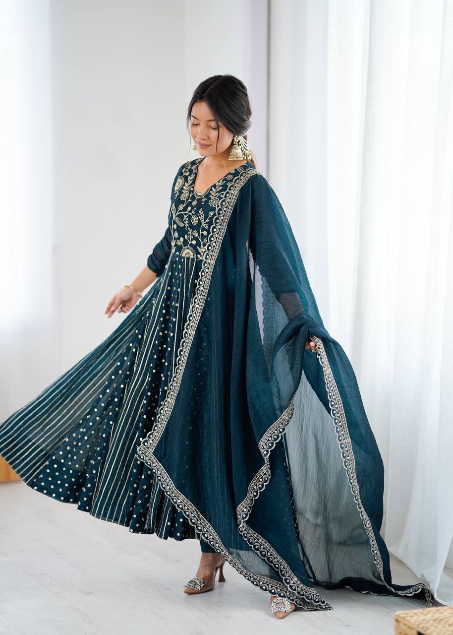 Anarkali Elegance: The Mint Reverie