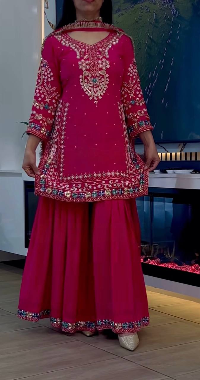 Elegant Fuchsia Embroidered Traditional Outfit with Gold Heels Ensemble