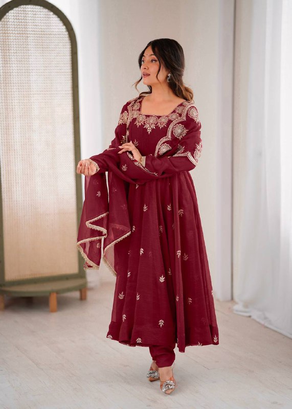 Maroon Anarkali Kurta with Gold Floral Embroidery