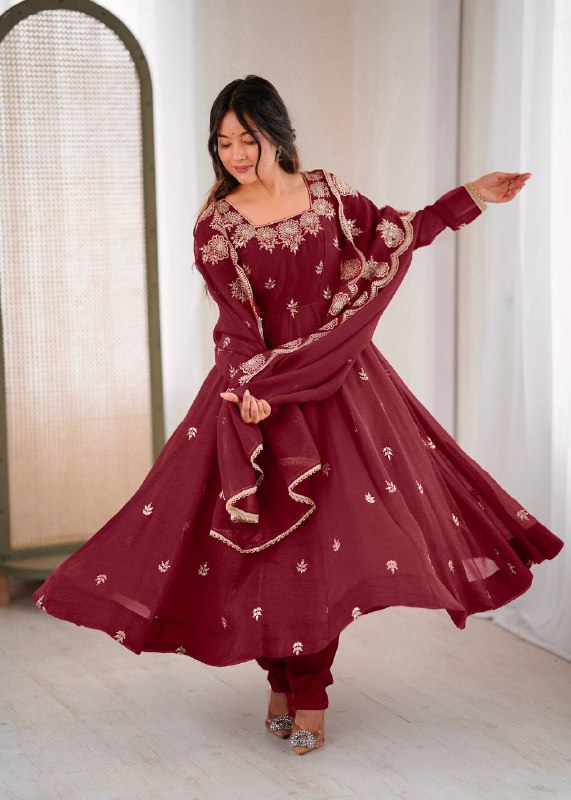 Maroon Anarkali Kurta with Gold Floral Embroidery