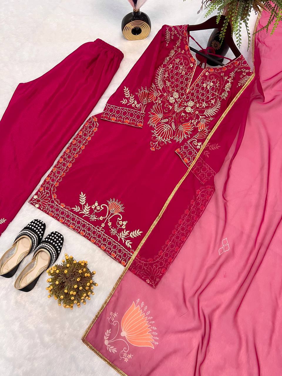 Enchanted Allure: Stunning Pink Salwar Suit for Sophisticated Women