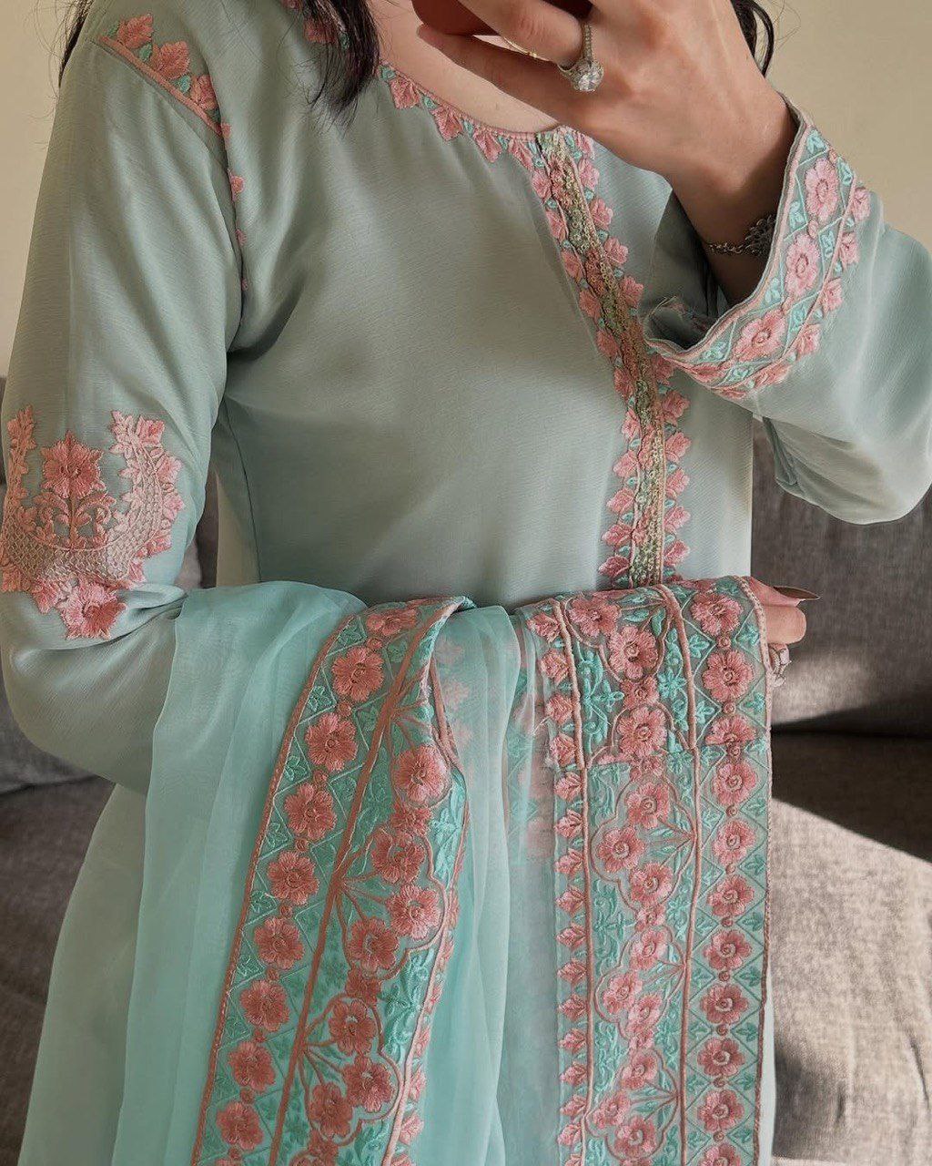 Elegant Embroidered 3-Piece Suit Set