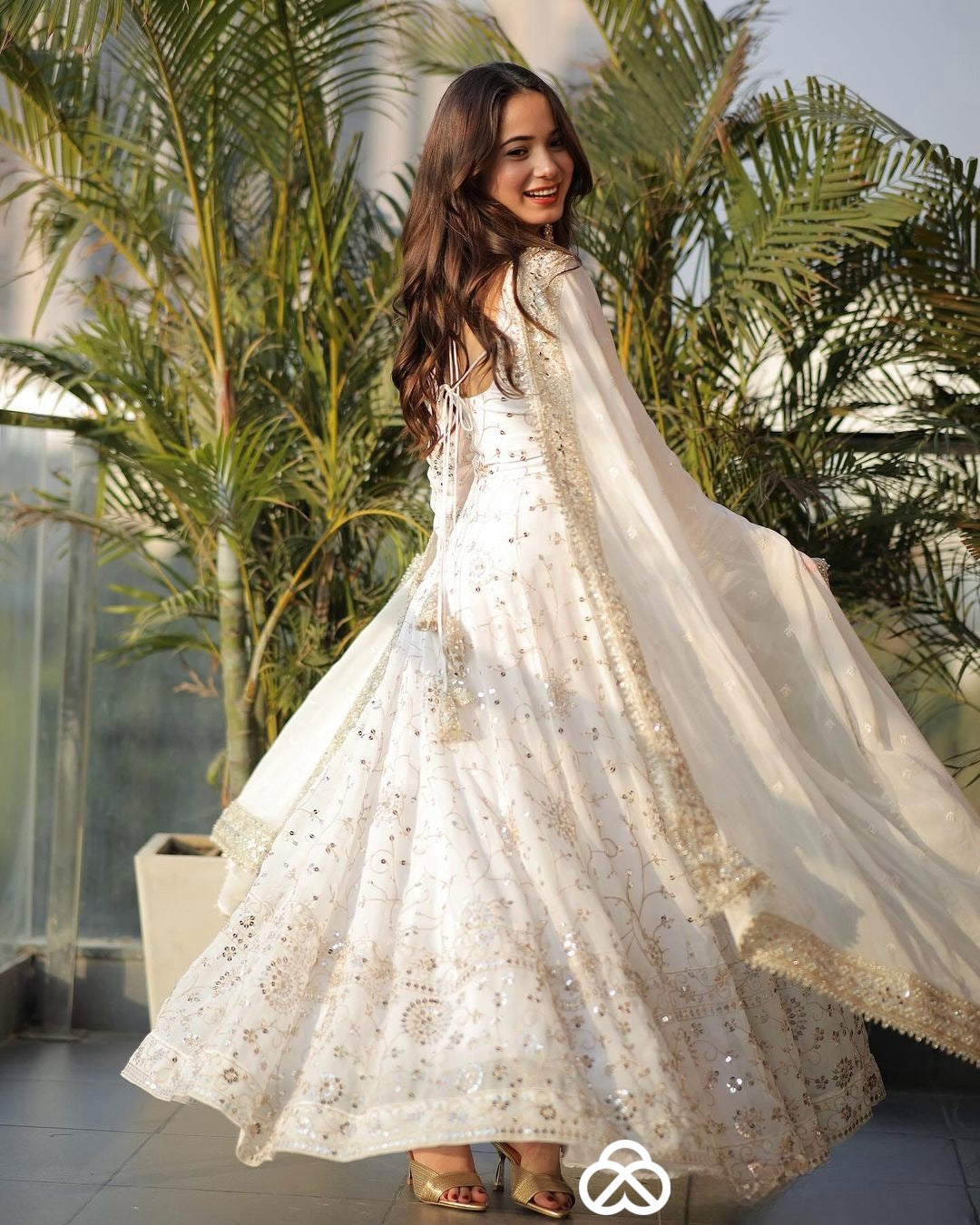 New Đěsigner Anarkali Suit In New Fancy Style