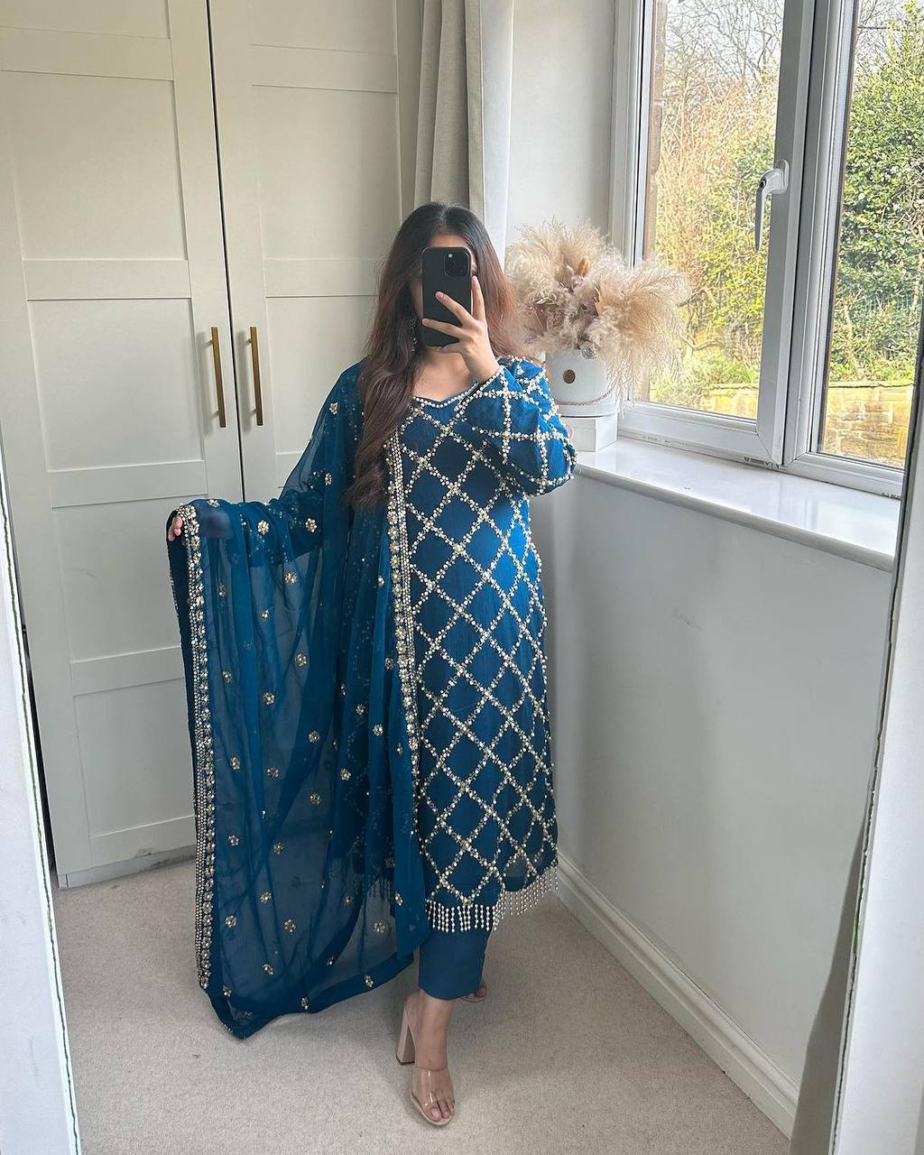 New Launching Long Kurta Designer , Pant And Dupptta Hand Work Suit