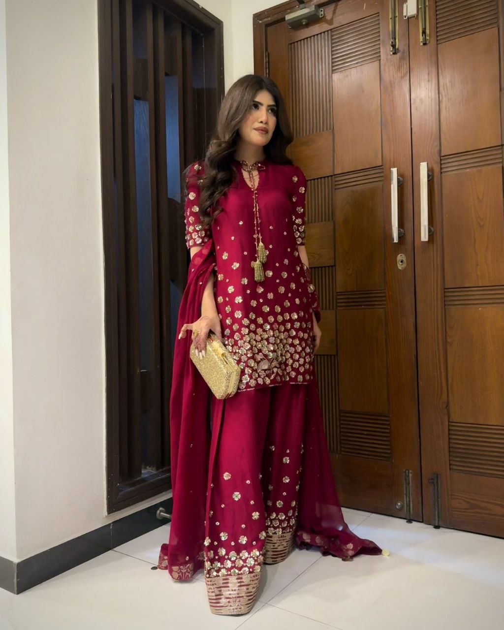 Maroon Elegance: Exquisite Embroidered Suit for Timeless Sophistication
