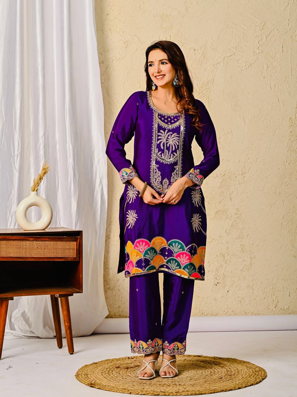 Regal Elegance: Exquisite Purple Pakistani Suit for Timeless Grace